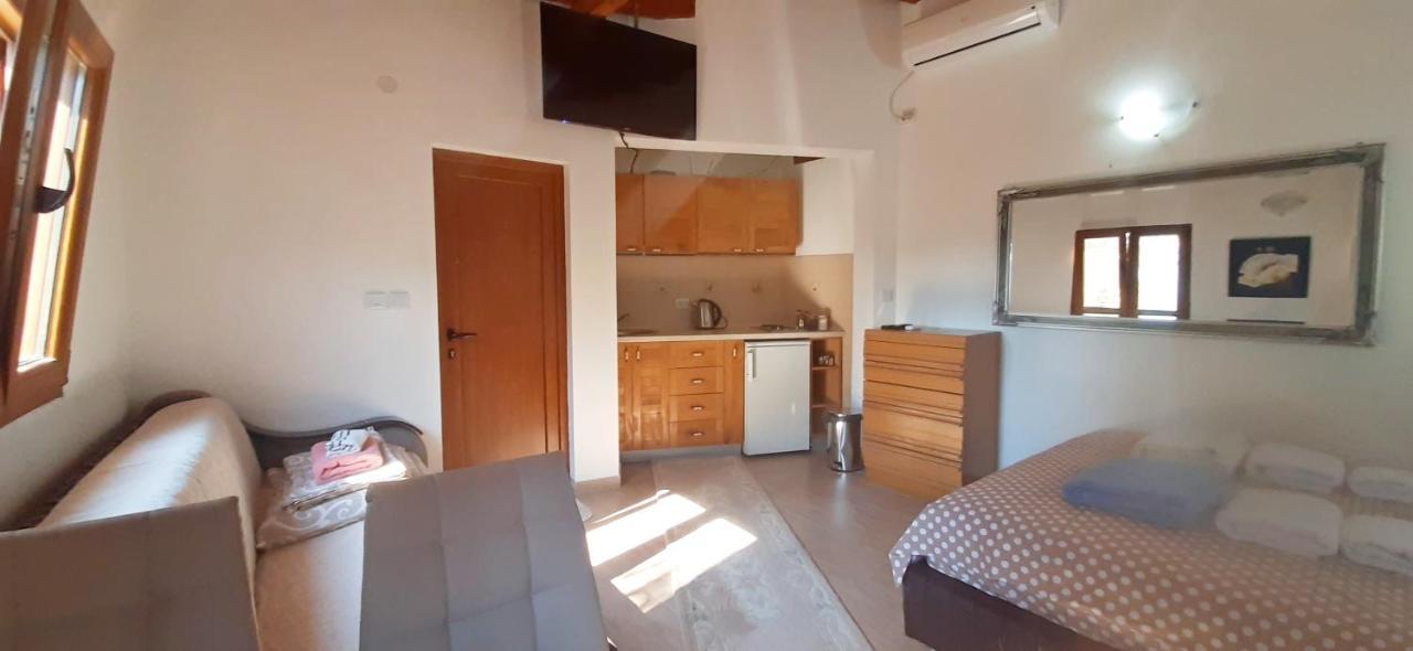 Vila Pegaz Virpazar Buitenkant foto
