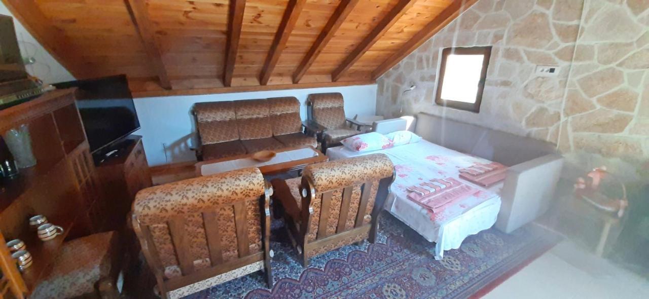 Vila Pegaz Virpazar Buitenkant foto