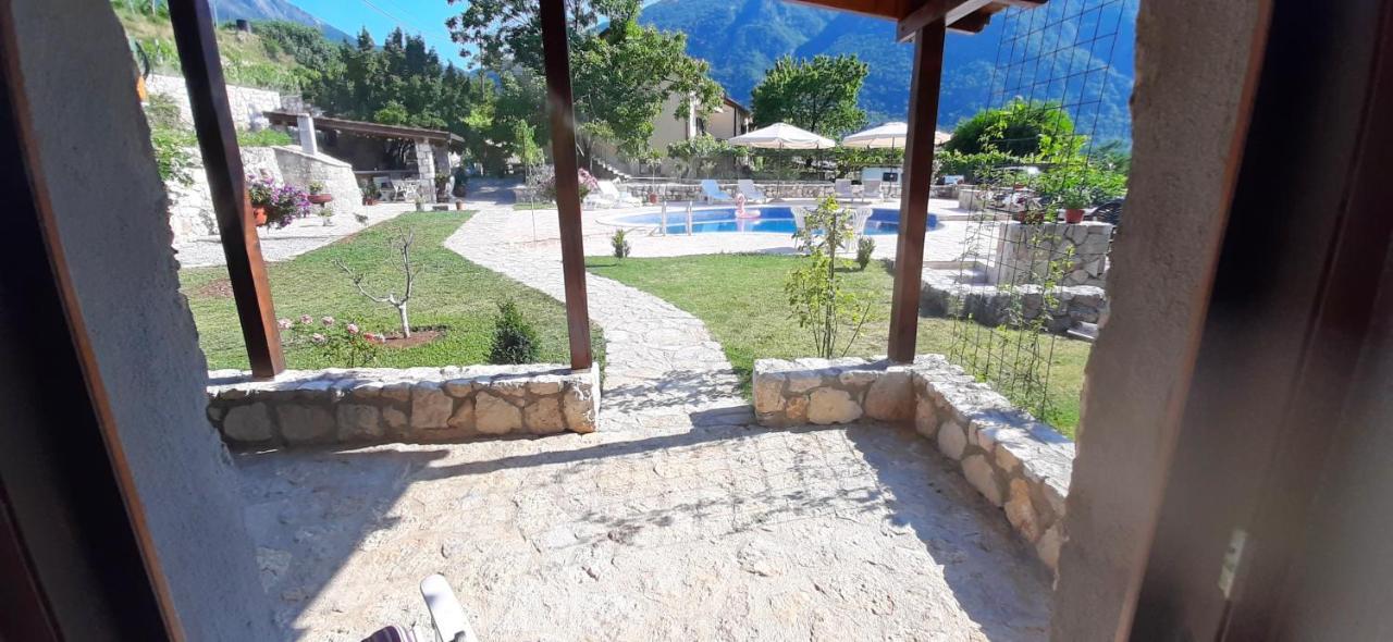 Vila Pegaz Virpazar Buitenkant foto